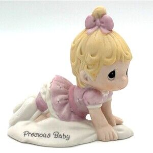 Precious‎ Moments Precious Baby Girl Share The Gift Of Love New 133023 Figurine